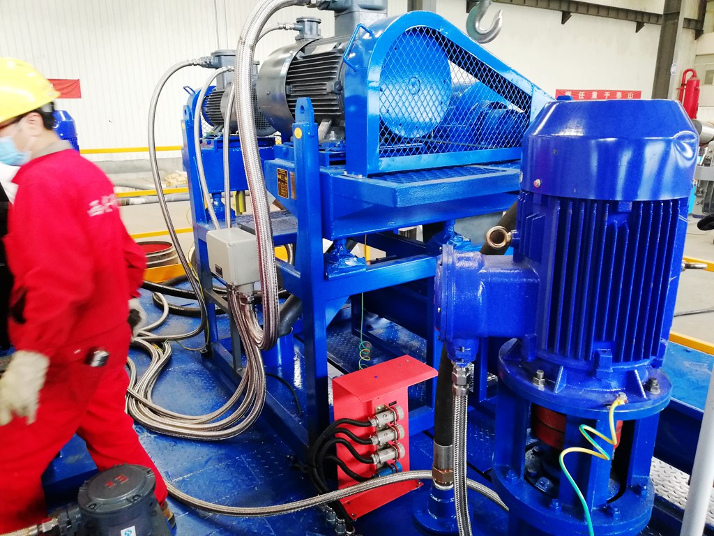  科迅石油鉆井廢棄泥漿處理設備主機結構及工作原理