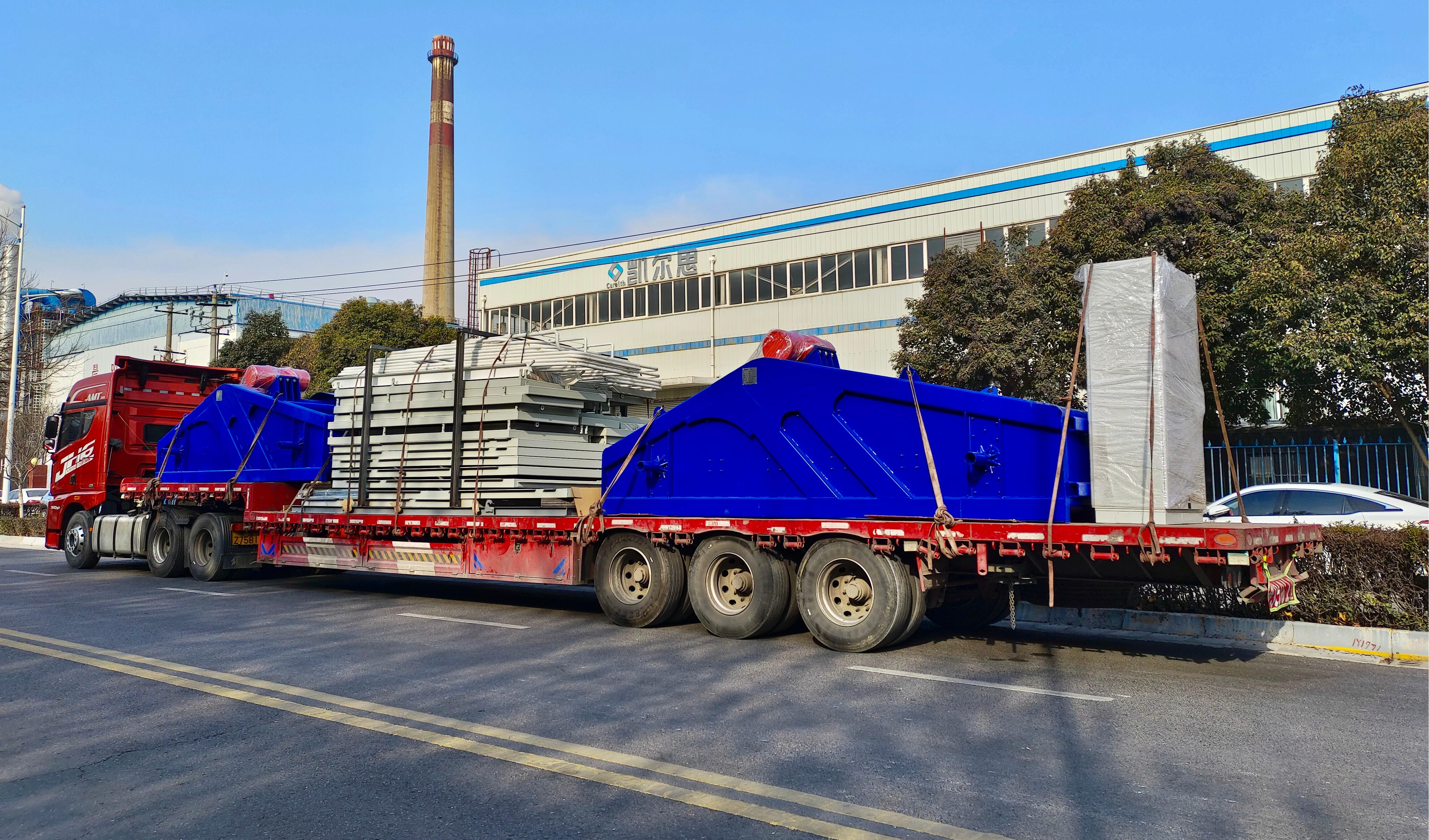 污泥處理篩分系統(tǒng)發(fā)往國內(nèi)某大型湖泊清淤項(xiàng)目,助力國家重點(diǎn)環(huán)保工程!