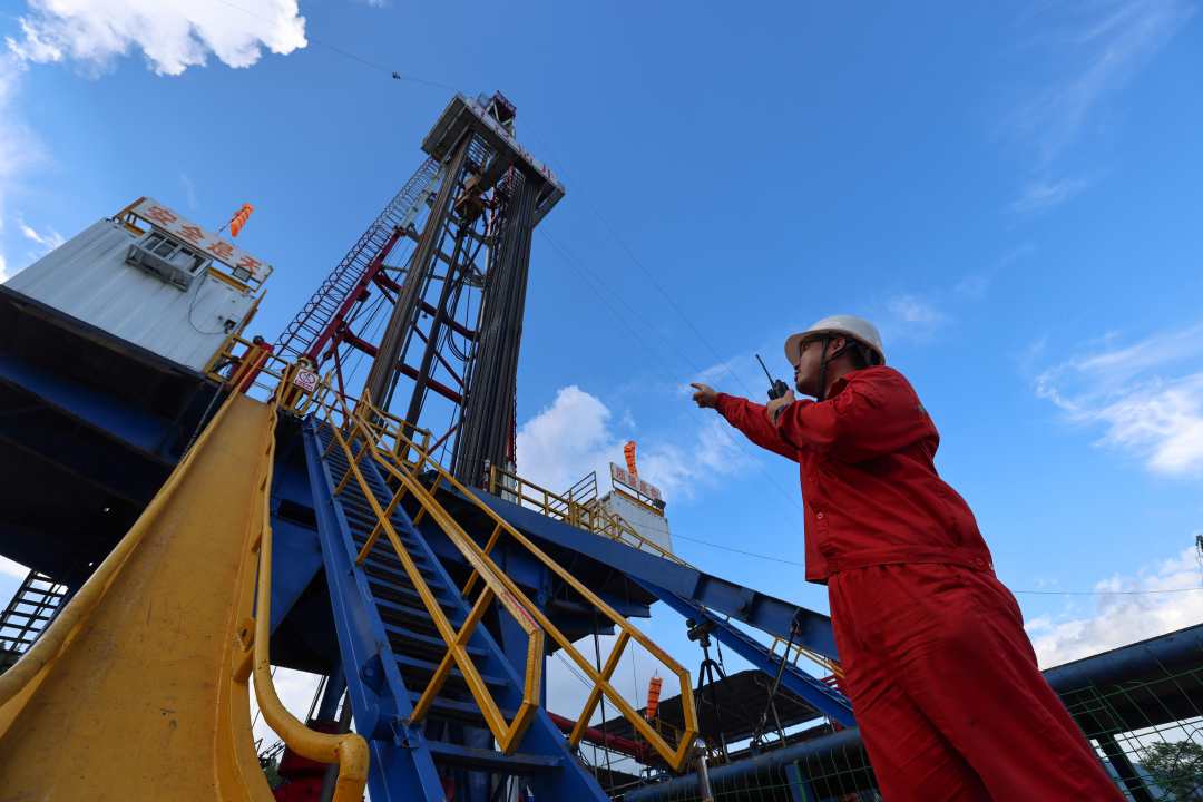 頁巖氣與頁巖油深度解析:資源特性、開采技術及全球分布